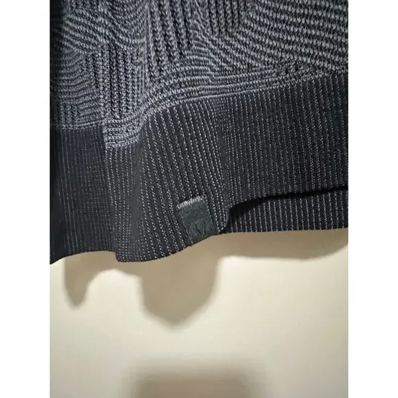 Lululemon Swiftly Breathe Long Sleeve Vented Camo Black / Asphalt Grey - Picture 5 of 5
